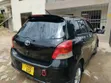 Toyota Vitz 2005 Nyeusi - 4