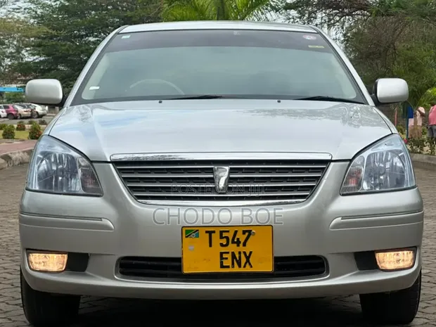 Toyota Premio 2004 Nyeupe - 1