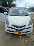 Toyota Ractis 2005 White - 1