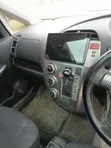 Toyota Ractis 2005 White - 5