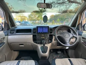 Toyota Corolla Spacio 2005 Nyeupe