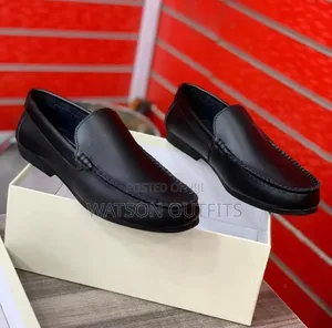 Viatu vya Loafers vya Ngozi vya Clarks kwa Wanaume - Vipya Kabisa