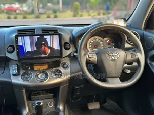 Toyota Vanguard 2013 Nyeusi