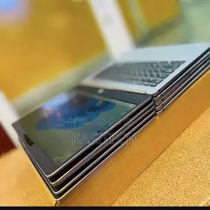 Laptop HP EliteBook Folio G1 - Intel Core M3, 8GB RAM, 256GB SSD