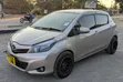 Toyota Vitz 2012 Nyeupe - 3