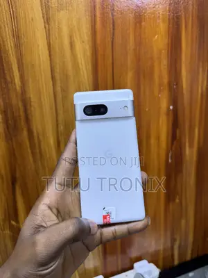 Google Pixel 7 128GB Nyeupe