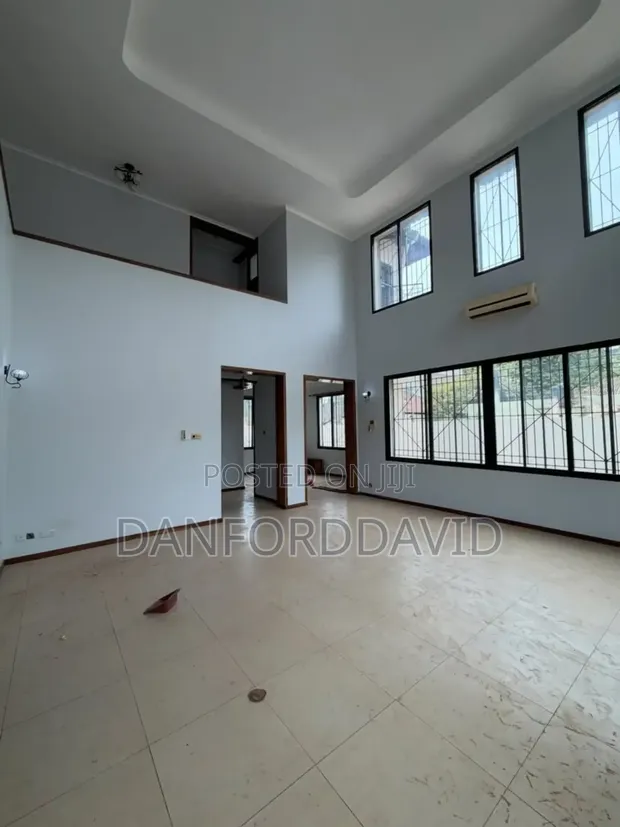 Nyumba ya Vyumba 6 vya Kulala Kahwa Real Estate, Masaki - 1