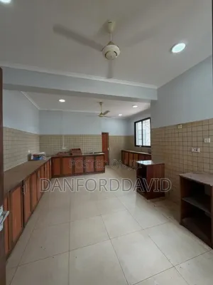 Nyumba ya Vyumba 6 vya Kulala Kahwa Real Estate, Masaki