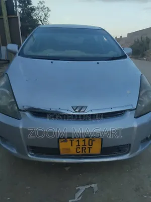 Toyota Wish 2003 Nyeupe