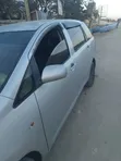 Toyota Wish 2003 Nyeupe - 2
