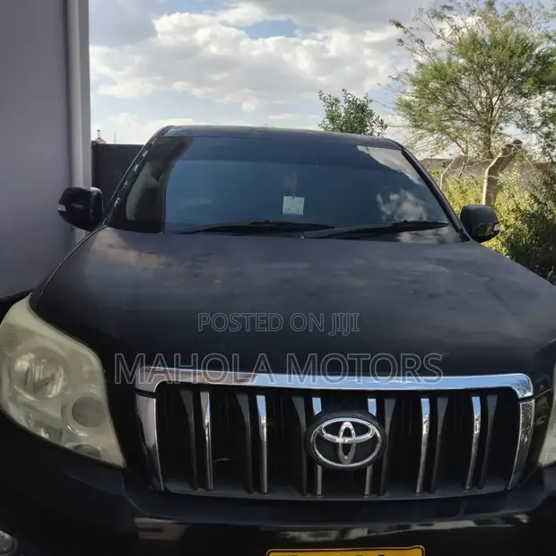 Toyota Land Cruiser Prado Kakadu 2018 Black - 1