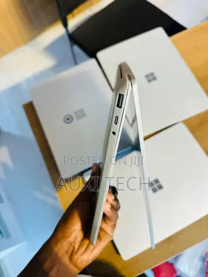 Laptop Microsoft Surface Go 16GB RAM, 256GB SSD, Intel Core i5