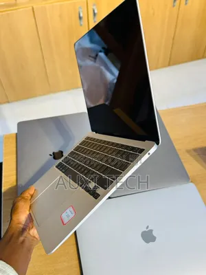 Apple MacBook Air 2020 M1 8GB RAM 256GB SSD