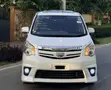 Toyota Noah 2011 Nyeupe Sunroof - 1