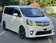 Toyota Noah 2011 Nyeupe Sunroof - 3