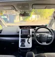 Toyota Noah 2011 Nyeupe Sunroof - 5