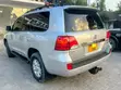 Toyota Land Cruiser V8 2015 Nyeupe - 3