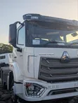 CNHTC Howo NX 371hp Tractor Unit - 3
