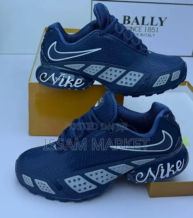 Nike Sneakers - Brand New - 1