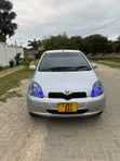 Toyota Vitz 2003 Silver - 1