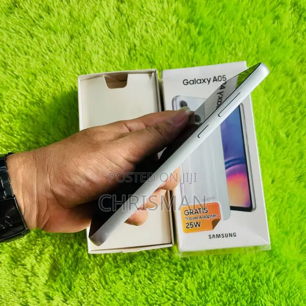 Samsung Galaxy A05 128GB Mpya Nyeupe - 1