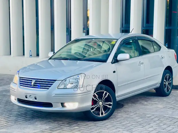 Toyota Premio 2004 Silver - 1