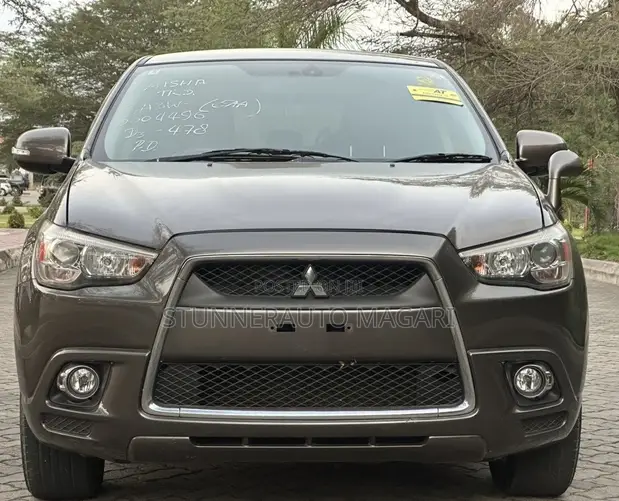 Mitsubishi RVR 2.0 2011 Kijivu - 1