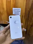Apple iPhone XR 64GB Nyeupe - 2