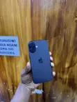 Apple iPhone 16 128GB Nyeusi - 2