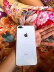 Apple iPhone 8 Plus 64GB Nyeupe - 1
