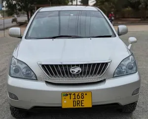 Toyota Harrier 2005 Nyeupe