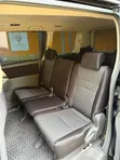 Toyota Noah 2009 - Nyeusi - 4