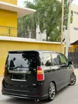 Toyota Noah 2009 - Nyeusi - 5