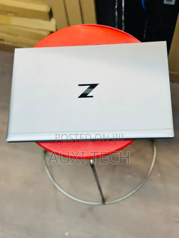 HP ZBook Firefly 14 G7 Touch Laptop - 1