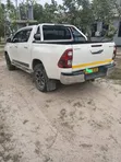Toyota Hilux 2019 Nyeupe - 2