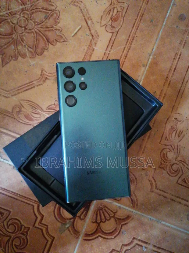 Samsung Galaxy S22 Ultra 256GB Bluu - 1