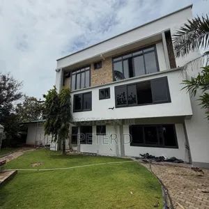 Ghorofa ya Vyumba 2 Isiyo na Samani kwa Ajili ya Kukodisha Masaki