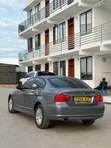 BMW 3 Series 2010 Kijivu - 3