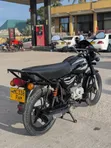 Bajaj 2025 Nyeusi - 3