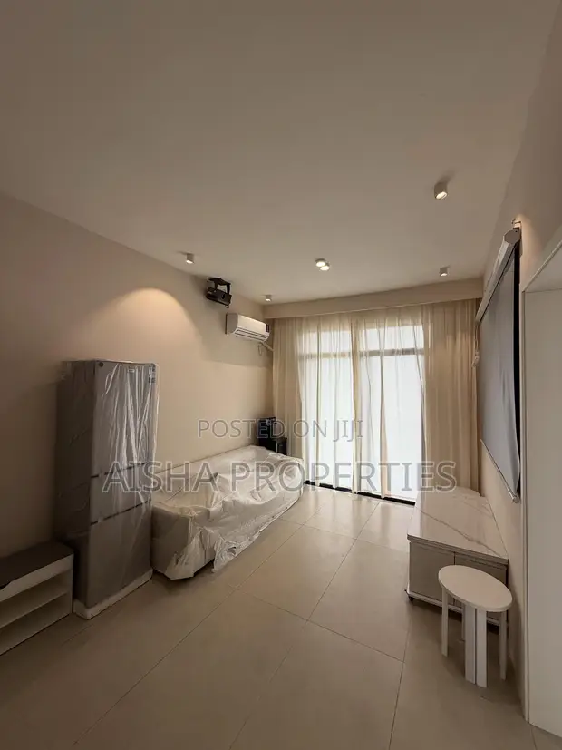 2 Bedroom Apartment for Rent in Oyster Bay - 1