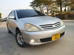 Toyota Allion 2004 Nyeupe