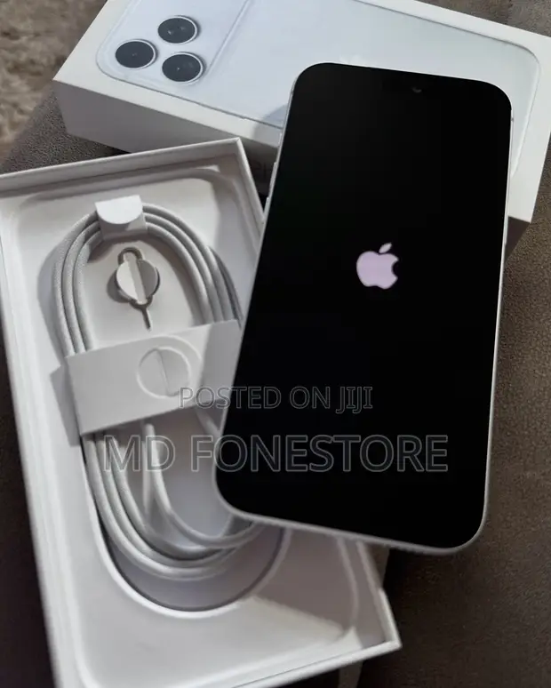 New Apple iPhone 18 Pro Max 256GB Silver - 1