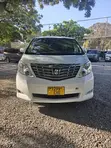 Toyota Alphard 2011 - Pearl White - 4