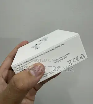 Apple AirPods 5 na Wireless Charging Case