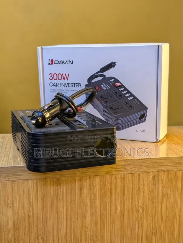 Davin 300W Car Inverter with USB-C - 1