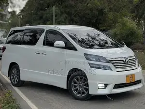 Toyota Vellfire 2010 Nyeupe
