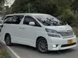 Toyota Vellfire 2010 Nyeupe - 1