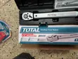Total 1/2" Drive Torque Wrench 40-200Nm - 2