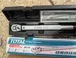 Total 1/2" Drive Torque Wrench 40-200Nm - 3