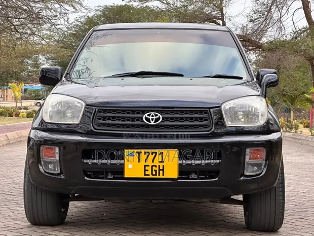 Toyota Crown 2006 Nyeupe - 1